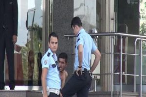 Beyoğlu'nda turiste gasp girişimi