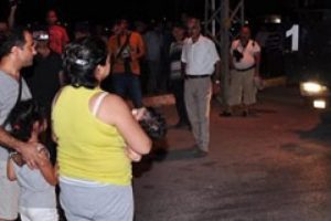TOMA'ya kucağında &ccedil;ocuğuyla  direndi