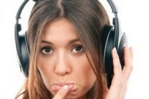 İnternetten m&uuml;zik dinlemek &uuml;cretli oluyor