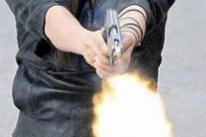 Diyarbakır'da polise silahlı saldırı