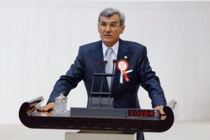 Tayan'dan AK Parti'ye sınav eleştirisi