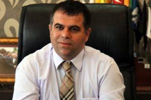 Başkana yumruklu saldırı