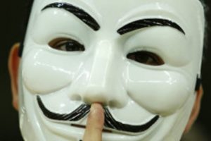 Protestoculara maske yasağı