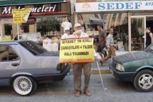 M&uuml;ft&uuml;l&uuml;k &ouml;n&uuml;nde eyleme g&ouml;zaltı