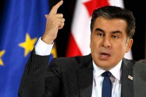Saakaşvili aktif siyasete devam edecek