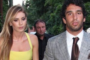 Arda Turan nişanı attı iddiası!