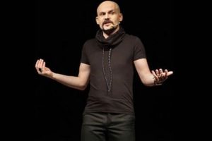 Atalay Demirci g&uuml;lmekten kırdı ge&ccedil;irdi