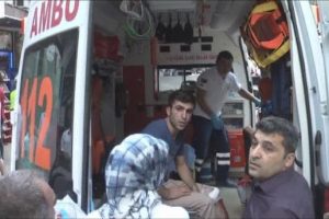 Motosikletli grup dehşet sa&ccedil;tı