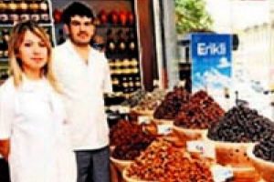 Savaş hurmayı da vurdu