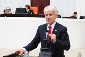 Ehliyet &uuml;cretleri makul d&uuml;zeydeymiş!
