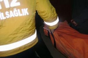 Temizlik yaparken elektrik akımına kapıldı