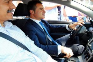 Bakan Suat Kılı&ccedil; direksiyon başına ge&ccedil;ti