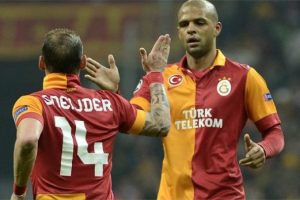 10 numara sneijder'de