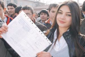 Kız liselerine tarihi d&ouml;n&uuml;ş