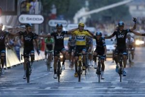 Froome'dan 100.yıl zaferi