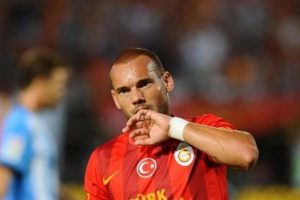 Sneijder g&ouml;z kamaştırıyor