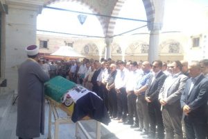 Minik Efe son yolculuğuna uğurlandı