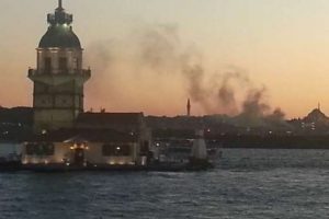 Tarihi binada yangın