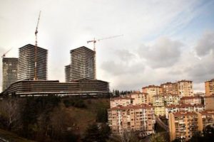 ''T&uuml;rkiye'yi mahvediyorlar''