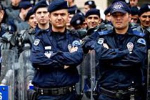 Polislere akıllı sınıflarda eğitim