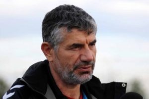 ''Şu anda futbol temizlenmeye &ccedil;alışıyor''