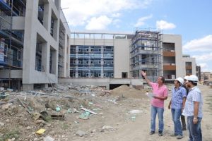 İneg&ouml;l'de yeni hastane inşaatı tam gaz s&uuml;r&uuml;yor