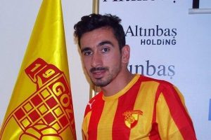 Mesut Yılmaz G&ouml;ztepe'de