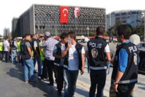 Gezi'de 715 g&ouml;zaltı 41 tutuklama