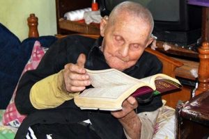 116 yıllık sağlıklı yaşamını &ccedil;alışmaya bor&ccedil;lu