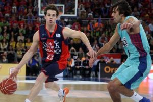 Anadolu Efes, Thomas Heurtel'in peşinde