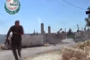 Halep'in batısı Muhalif'lere ge&ccedil;ti