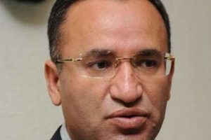 "T&uuml;rkiye'nin ekonomisi her t&uuml;rl&uuml; m&uuml;dahaleye dayanıklıdır"