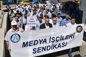 &Ccedil;alışanlar bu kez sendikayı protesto etti