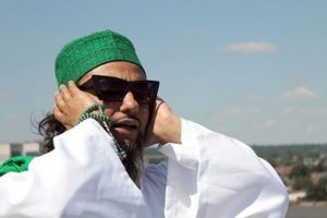 O m&uuml;ezzin alb&uuml;m &ccedil;ıkartıyor