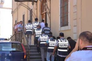 Uyuşturucu tacirlerine operasyon