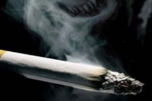 İftar sonrası i&ccedil;ilen sigaraya dikkat!