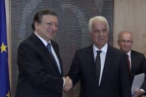 Eroğlu kritik g&ouml;r&uuml;şmeyi değerlendirdi