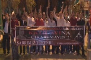 Ataşehir'de Muhsin Yazıcıoğlu eylemi