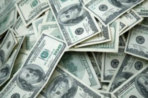 Dolar d&uuml;ş&uuml;şe ge&ccedil;ti