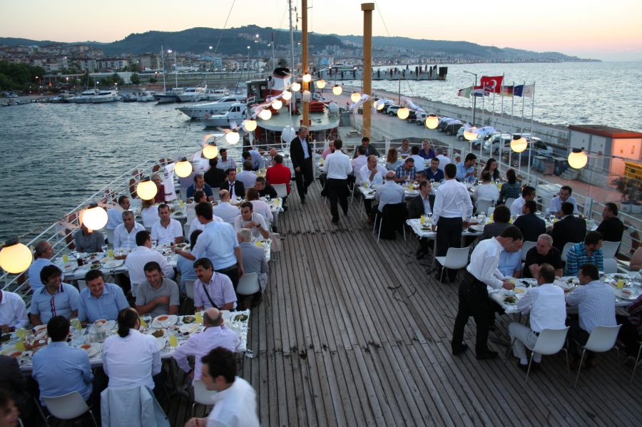 Kalıp sekt&ouml;r&uuml; iftarda buluştu