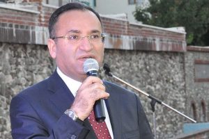 Kapıları kapatmak bize yakışmaz