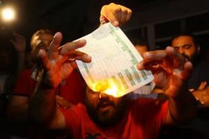İzmir'de grev kararı