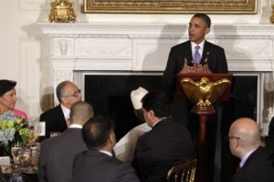 Obama, Beyaz Saray'da iftar verdi