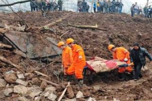 &Ccedil;in'de toprak kayması