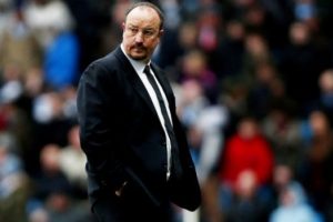 Benitez, Higuain'e &ouml;vg&uuml;ler yağdırdı!