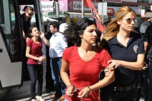 Hatay'daki aynalı polis memuru