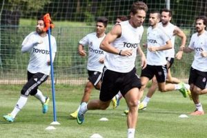 Sakatlanan Holosko İstanbul'a d&ouml;n&uuml;yor