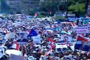 Mısır'da ara sokaklarda &ccedil;atışmalar
