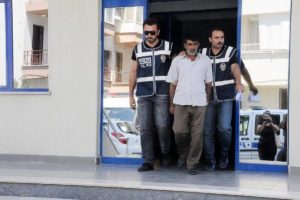 Zehir tacirleri yakayı ele verdi