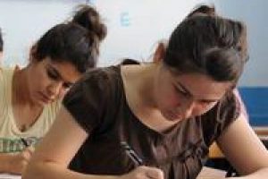 &Uuml;niversite &ouml;ğrencilerinin beklediği haber